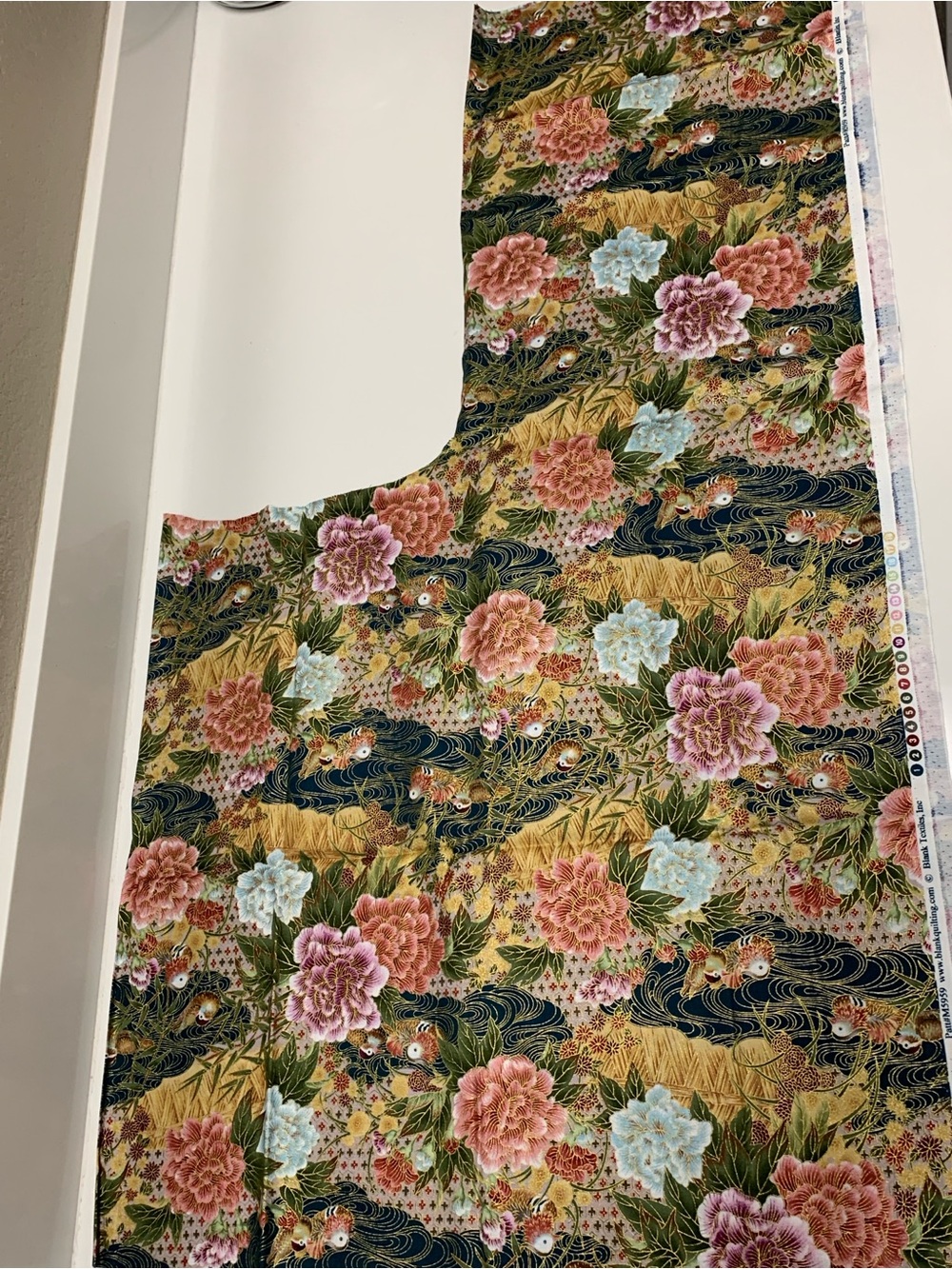 BLANK TEXTILES Asian-Inspired Floral & Duck Cotton Fabric Remnant Patt# M5959 - Picture 7 of 10